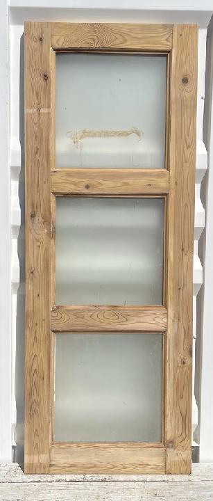 Puerta interior cristalera