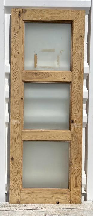 Puerta interior cristalera