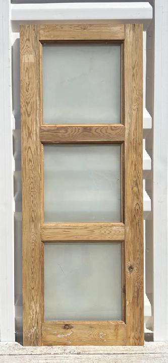 Puerta interior cristalera