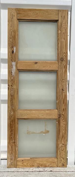 Puerta interior cristalera