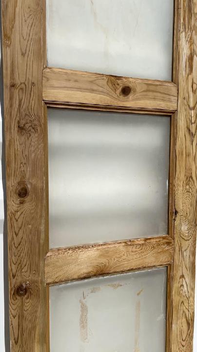 Puerta interior cristalera