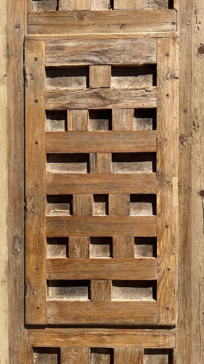 Puerta exterior opaca