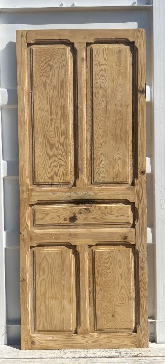 Puerta interior opaca
