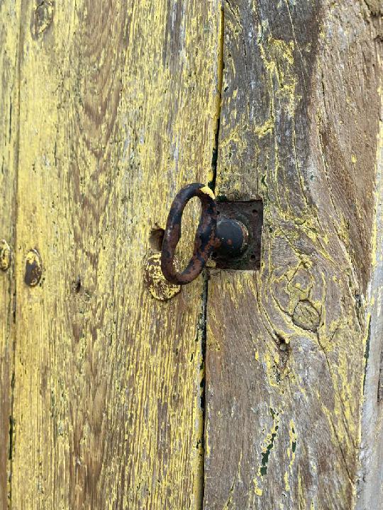 Puerta exterior opaca