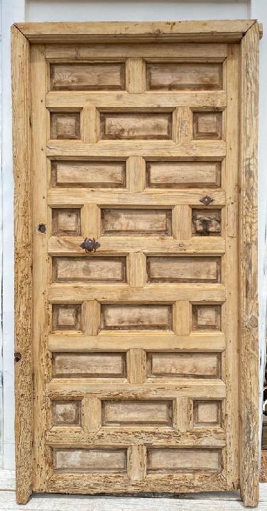 Puerta exterior opaca 