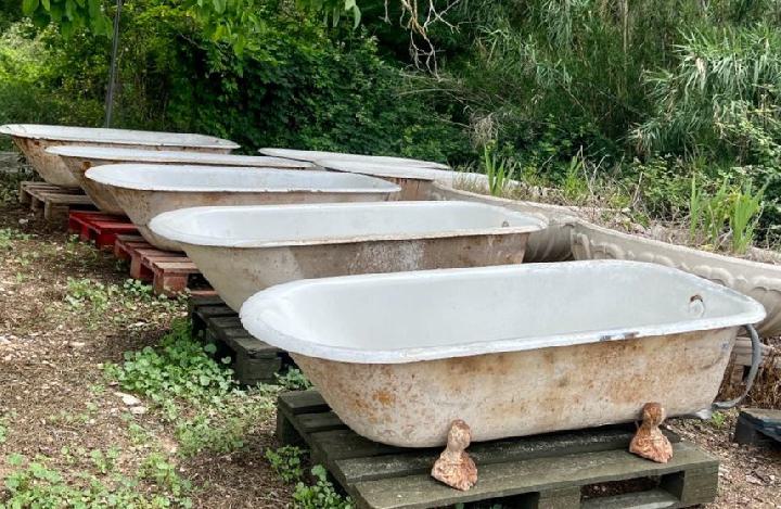 Bañera con patas