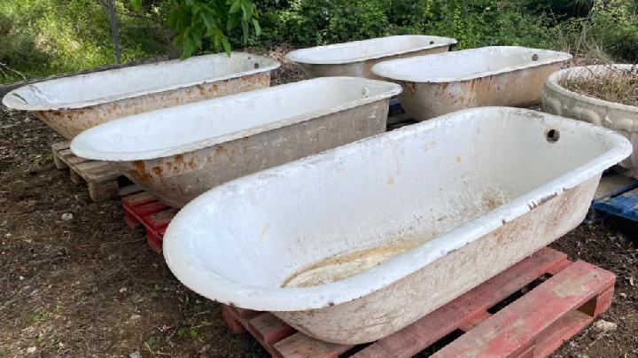 Bañera con patas