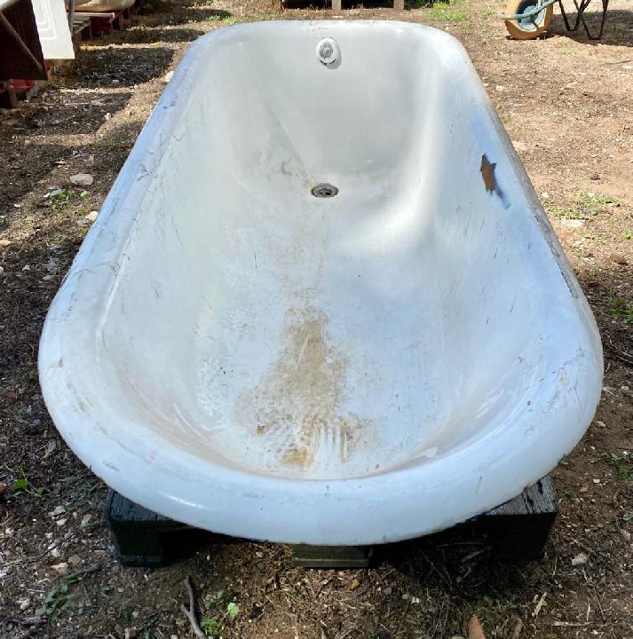 Bañera con patas