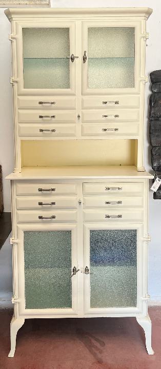 Mueble médico