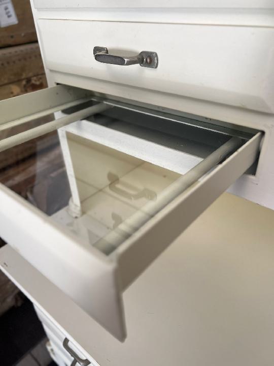 Mueble médico