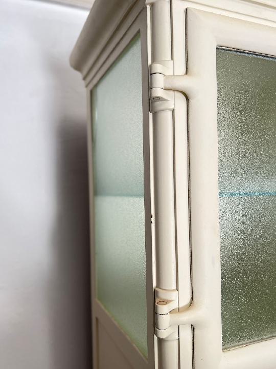 Mueble médico