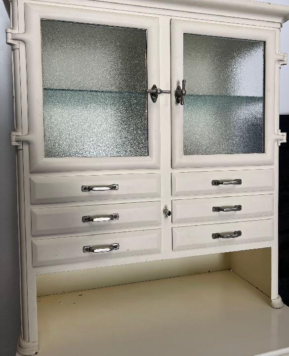 Mueble médico