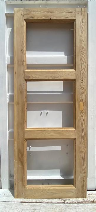 Puerta interior cristalera