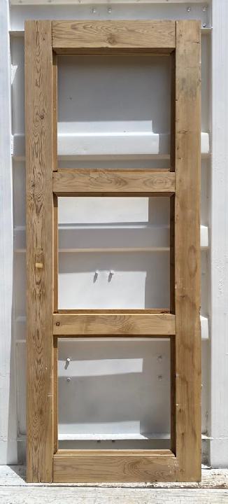 Puerta interior cristalera
