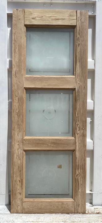 Puerta interior cristalera