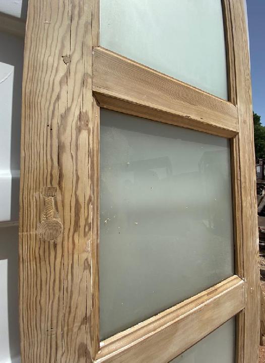 Puerta interior cristalera