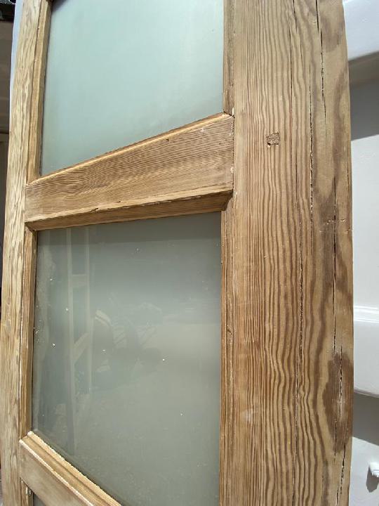 Puerta interior cristalera