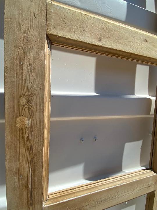 Puerta interior cristalera