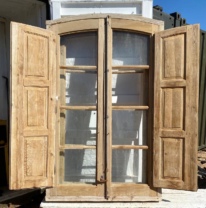 Ventana Huelgas. 