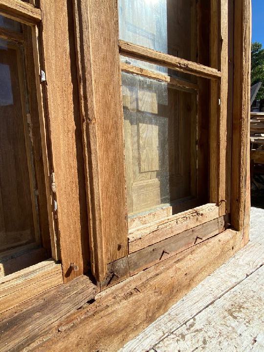 Ventana Huelgas. 