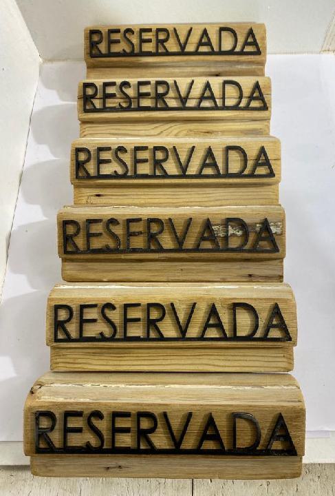 Cartelería reservado