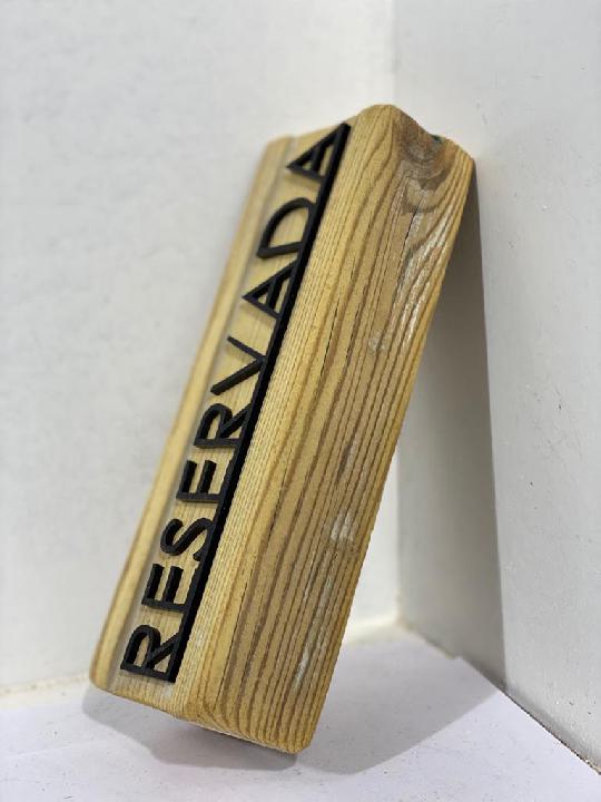 Cartelería reservado
