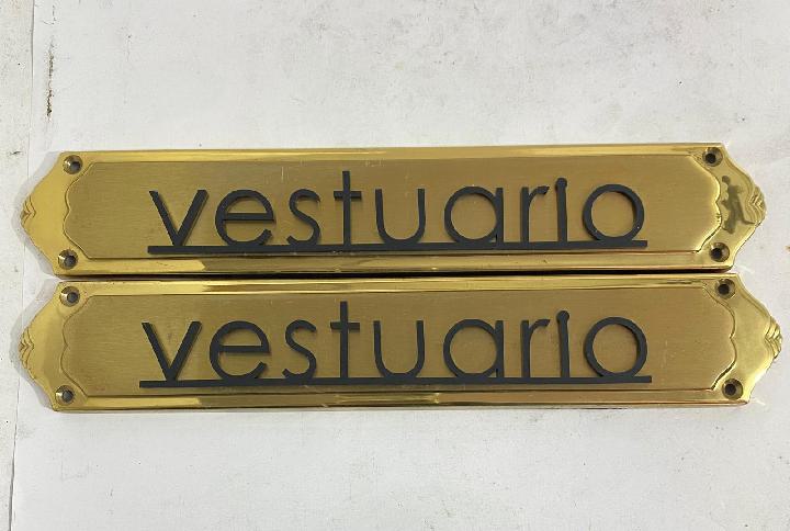 Cartelería vestuario