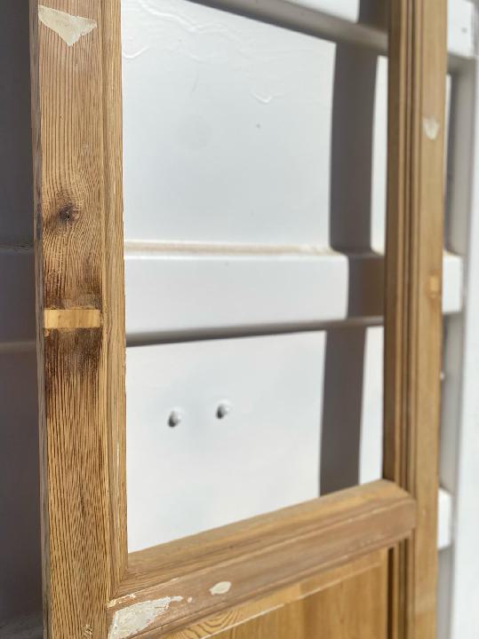 Puerta interior cristalera