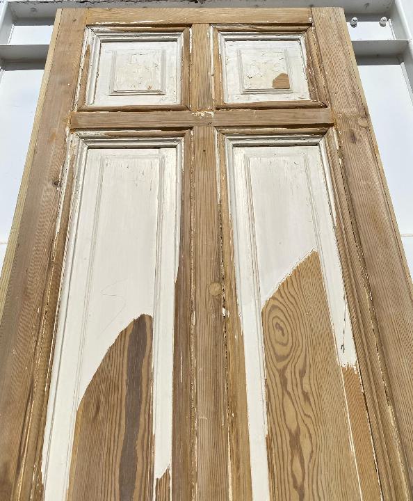 Puerta interior opaca