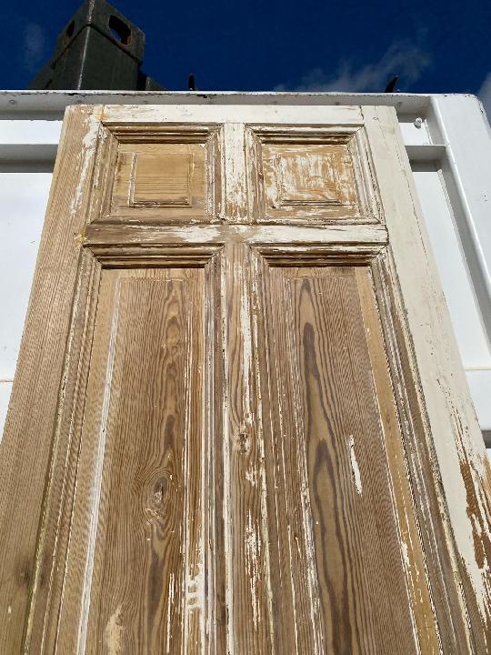 Puerta interior opaca