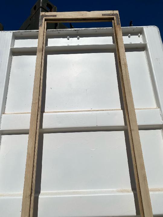Puerta interior cristalera