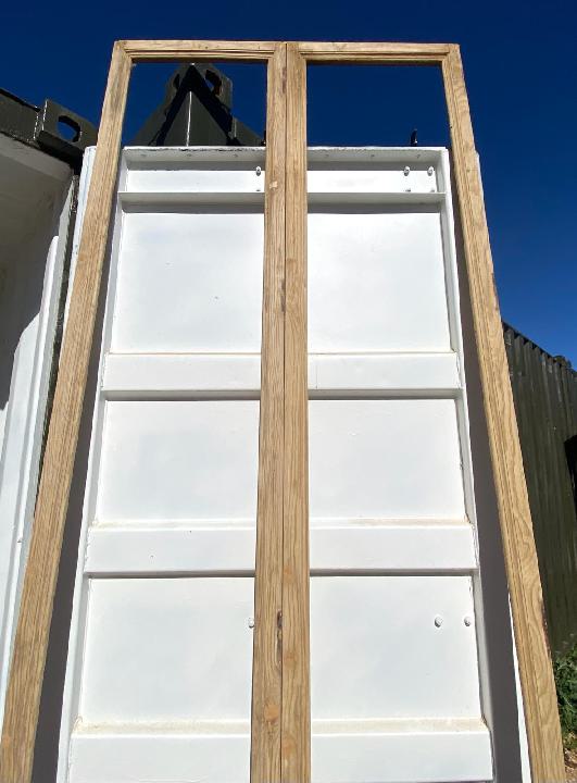 Puerta interior cristalera