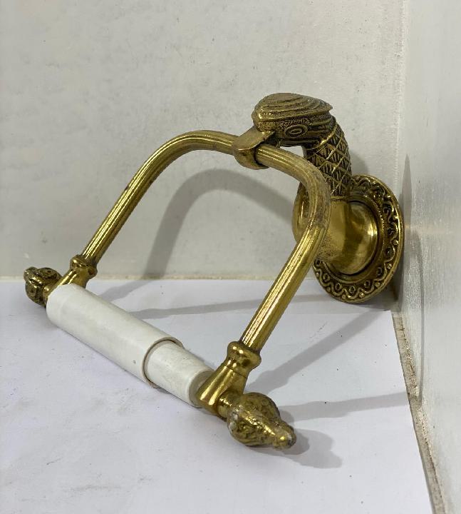 Kit grifería, toallero, soporte y perchas