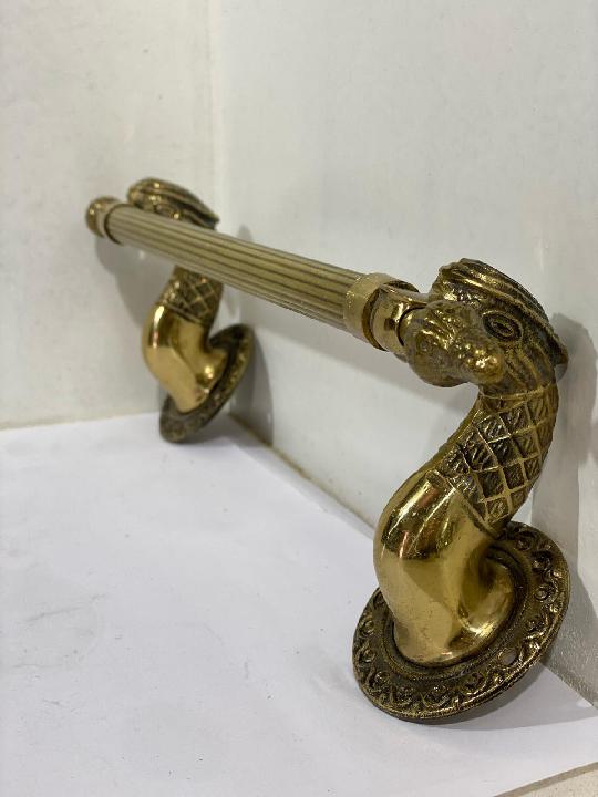 Kit grifería, toallero, soporte y perchas
