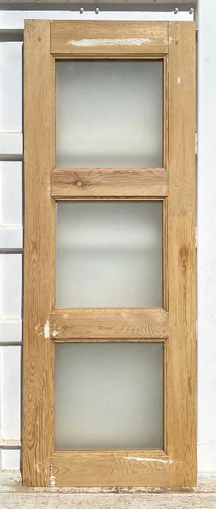 Puerta interior cristalera
