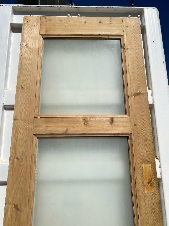 Puerta interior cristalera