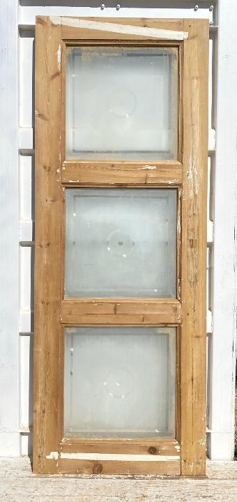 Puerta interior cristalera