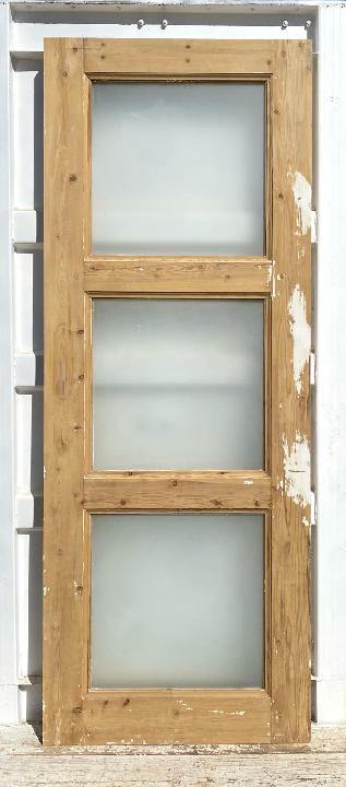 Puerta interior cristalera