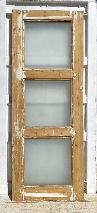Puerta interior cristalera