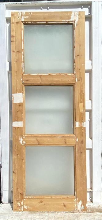 Puerta interior cristalera