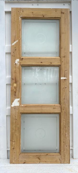 Puerta interior cristalera