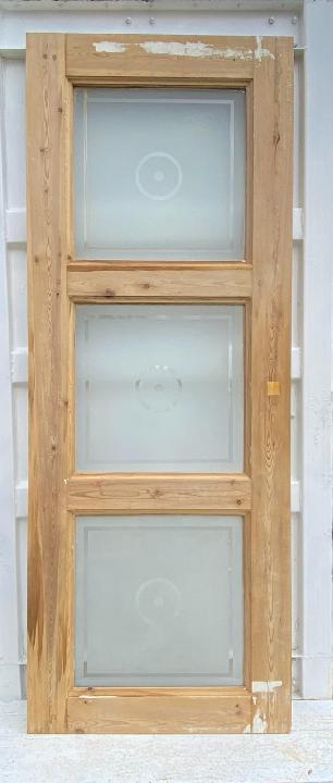 Puerta interior cristalera