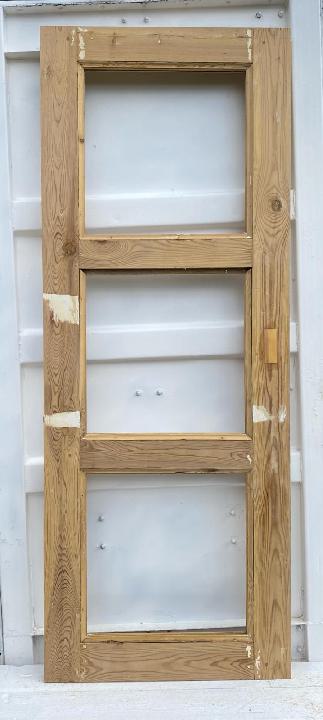 Puerta interior cristalera