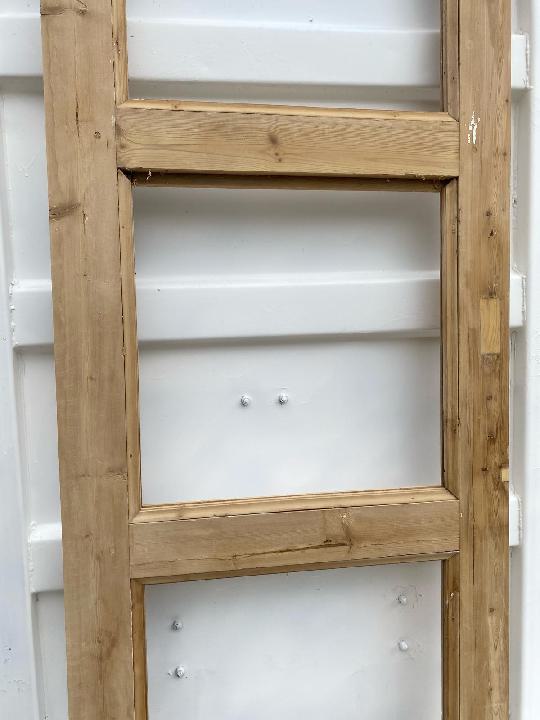 Puerta interior cristalera