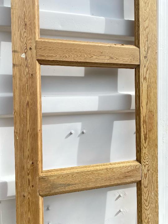 Puerta interior cristalera