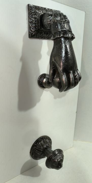 Llamador y tirador