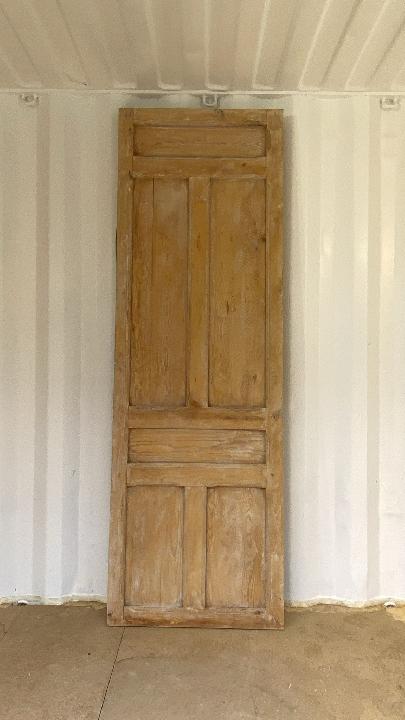Puerta interior opaca