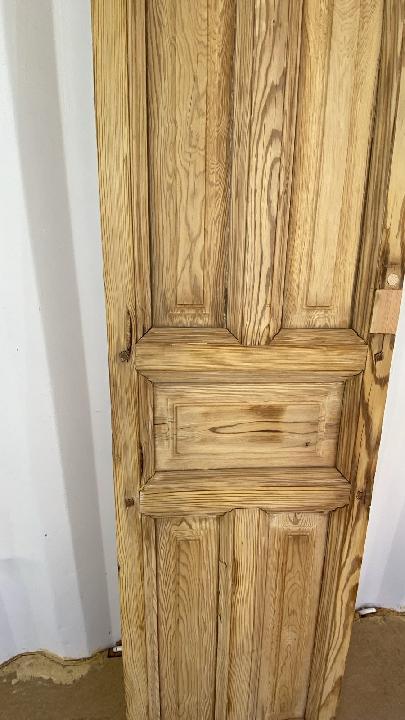 Puerta interior opaca